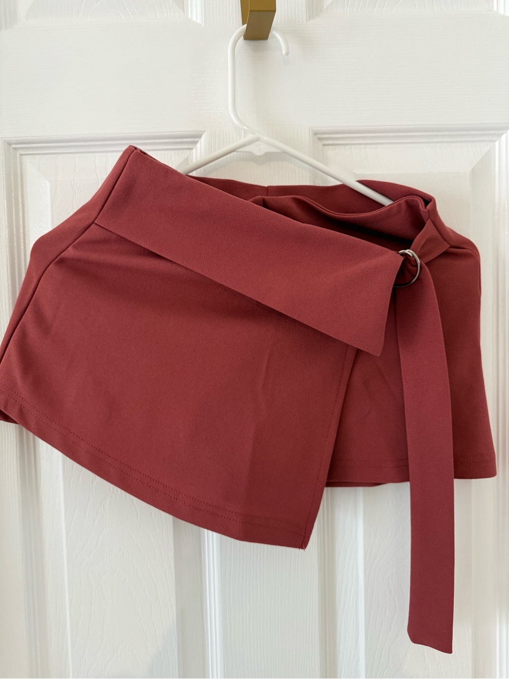SHEIN Rusty Rose High-Waist Mini Skirt